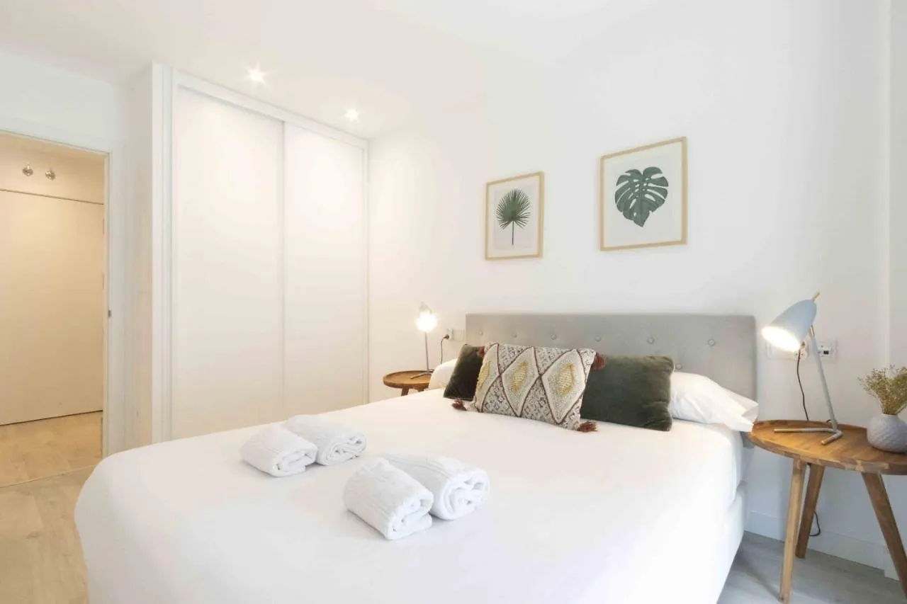 The Rentals Collection - Ilargi San Sebastian Apartment